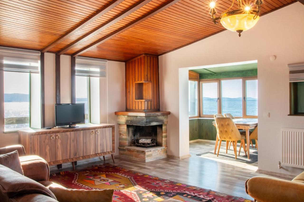 Flat W Fireplace Terrace 3 Min To In Urla Apartment Izmir